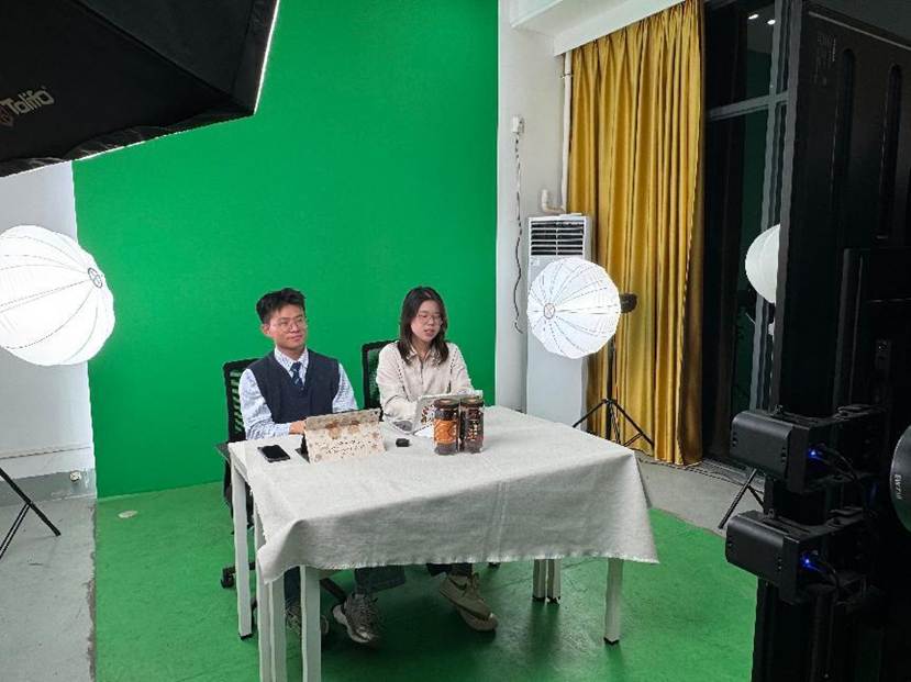 c6667c86c6123a120b54a299d53953a